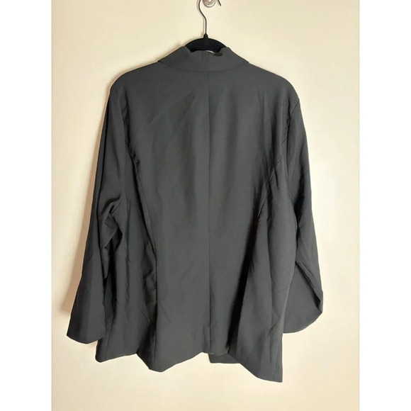 Torrid NWT Studio Refined Crepe Shawl Collar Blazer Black Size 3X or Size 22-24 - Picture 9 of 13